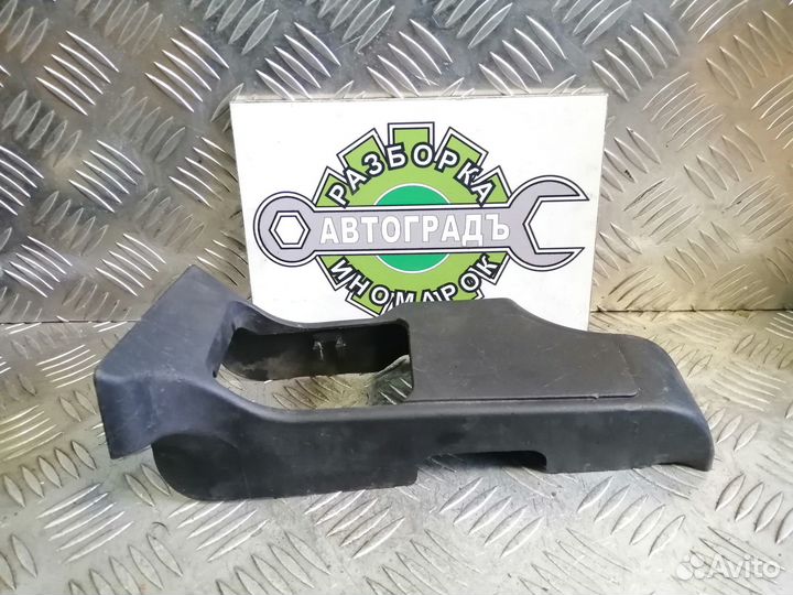 Накладка бачка гур Audi A6 C5 2.5 AKN 2000г