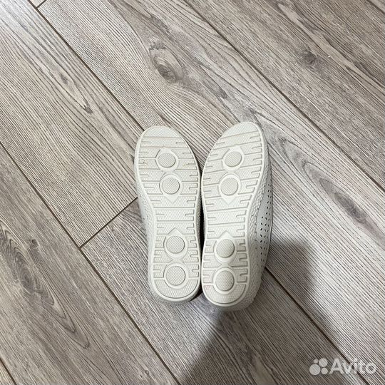 Мокасины, балетки женские кожа