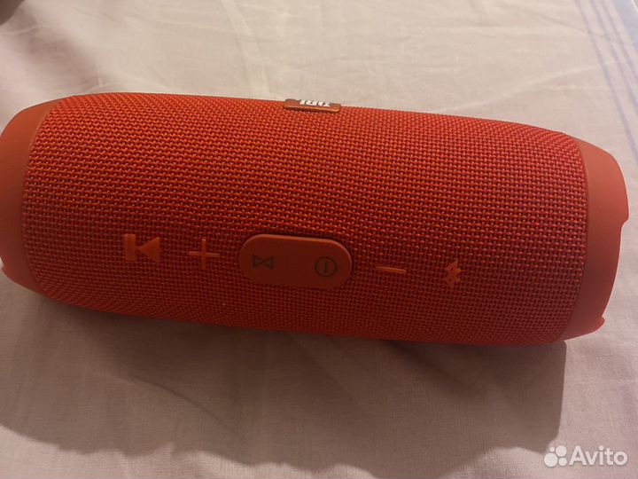 Колонка jbl charge 3
