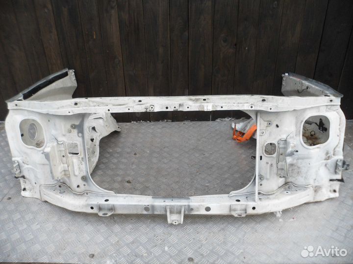 Передняя часть кузова Toyota Sequoia 1 K30,K40