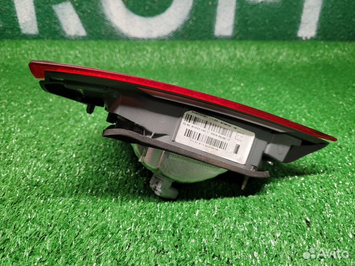 Фонарь задний внутренний правый Лада Веста