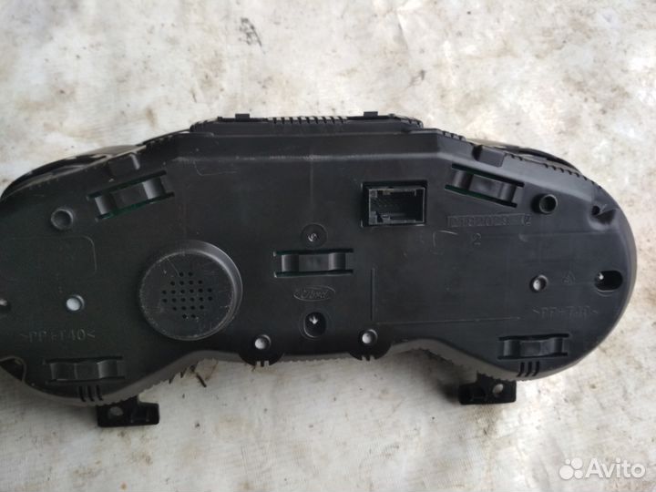 Ford Focus 3 панель приборов