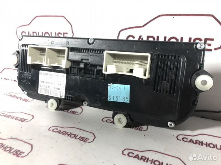 Блок управления климат-контролем Volkswagen Passat