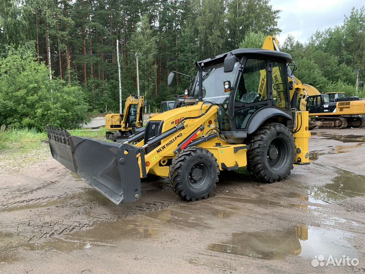 Экскаватор-погрузчик New Holland B80B, 2023