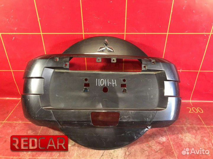 Кожух запасного колеса Mitsubishi Pajero 4 в сборе