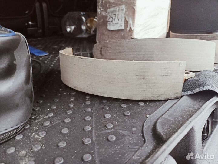 Тормозные колодки задние газель