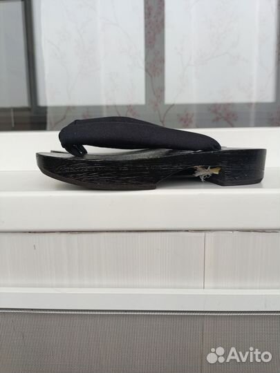 Гэта (японские деревянные тапки) 37