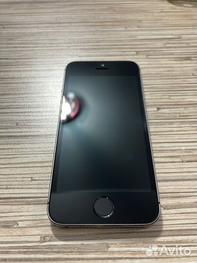 iPhone 5S, 16 ГБ