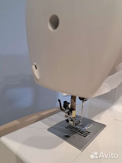 Швейная машина Singer 2250