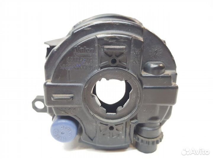 Фара противотуманная передняя левая Lexus Ct200H