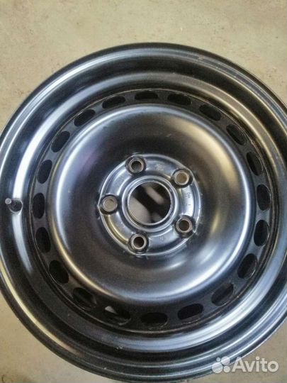 Оригинальные штампованные диски на Volkswagen R15