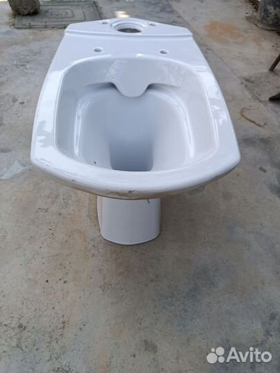 Унитаз новый