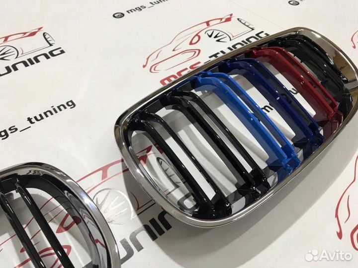 Ноздри BMW 3 E92 05-10г Хром с триколором