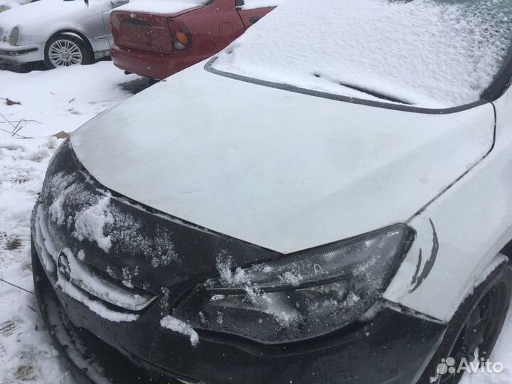 Капот Opel Astra J