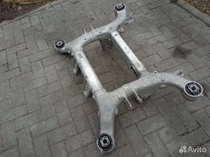 Балка задняя Bmw 5-Series F-series