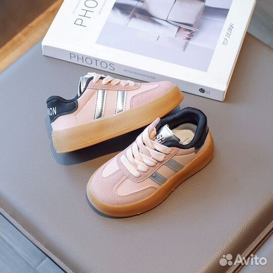 Кроссовки для девочки и мальчика