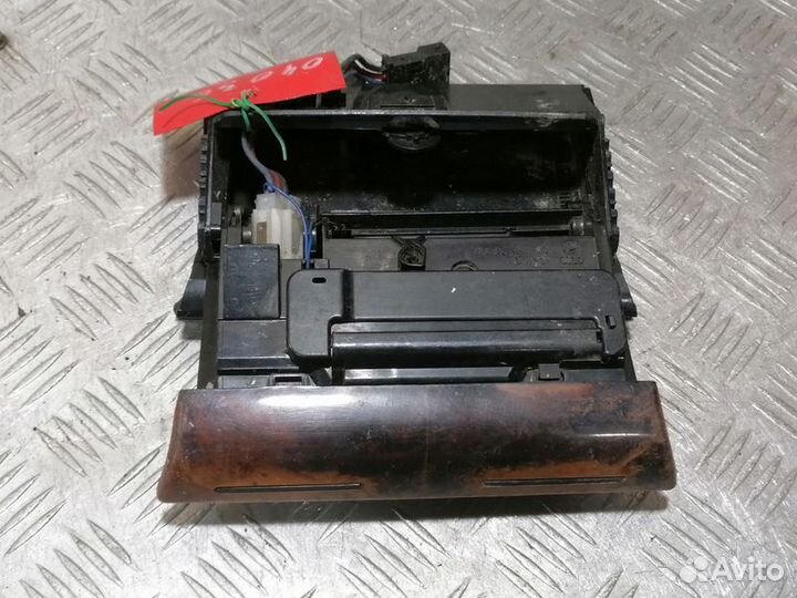 Пепельница передняя Audi A6 c5 C5