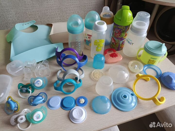 Бутылочки, поильники, пустышки для малыша
