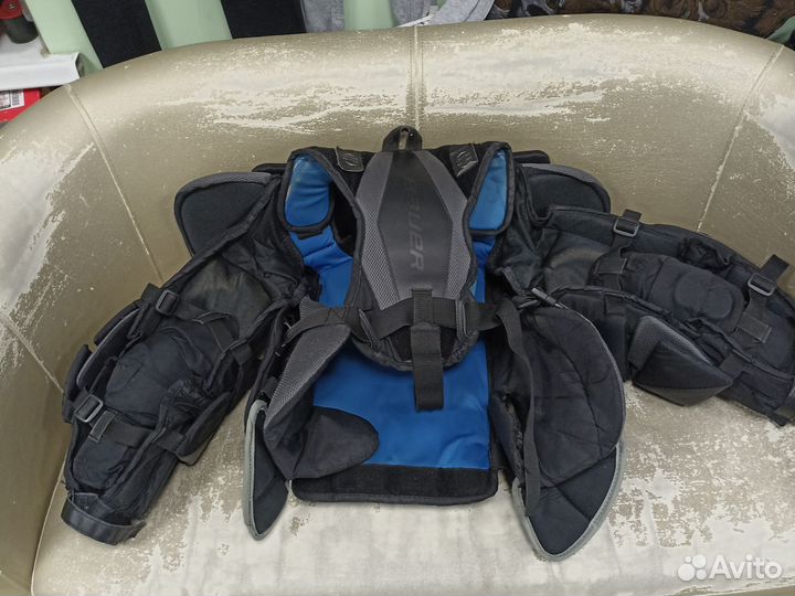 Вратарский нагрудник bauer elite