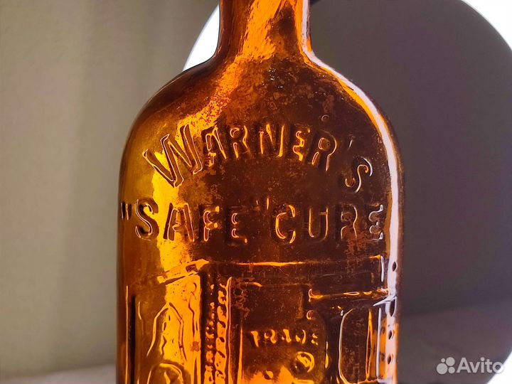 Бутылка Warner's Safe Cure раскопок Königsberga