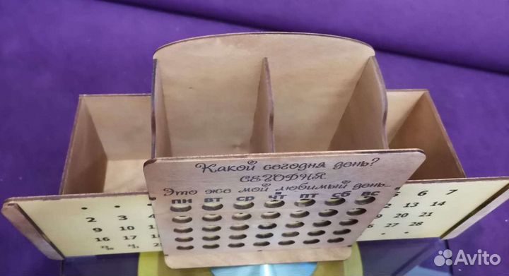 Вечный календарь из фанеры