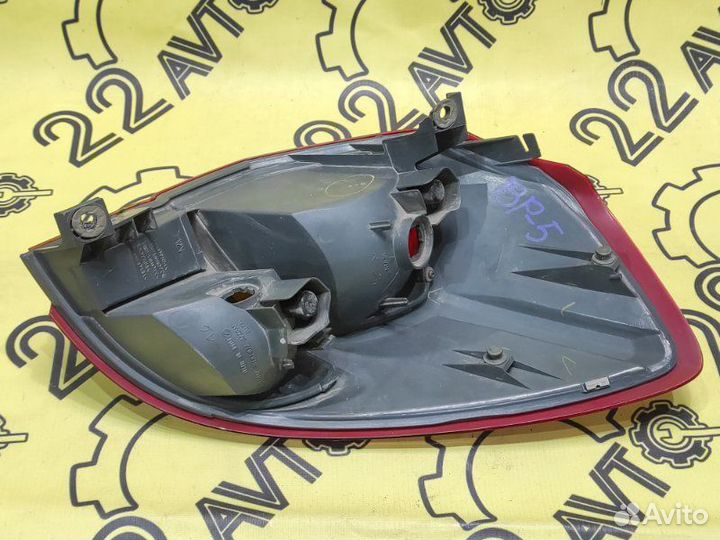 Стоп сигнал задний левый Subaru Legacy BP5