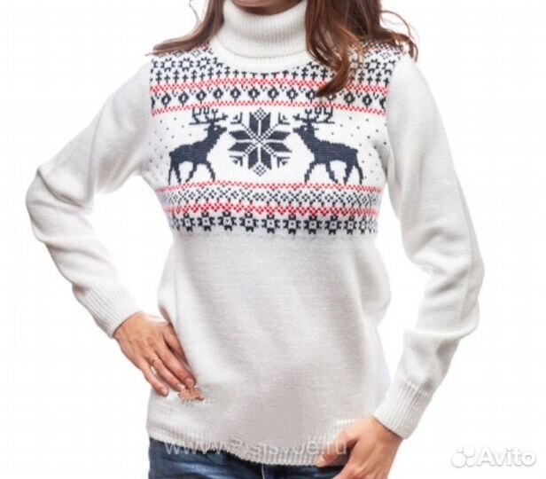 Традиционный свитер с оленями