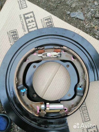 Колодки ручник Гранд Чероки WK2