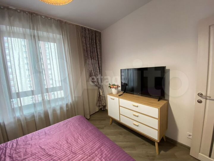 2-к. квартира, 57 м², 15/25 эт.