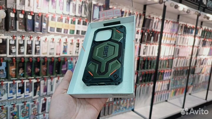 Чехол Монарх для iPhone 15 Pro Кевлар UAG