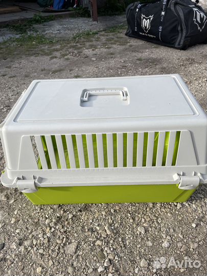 Переноска для кошек и собак