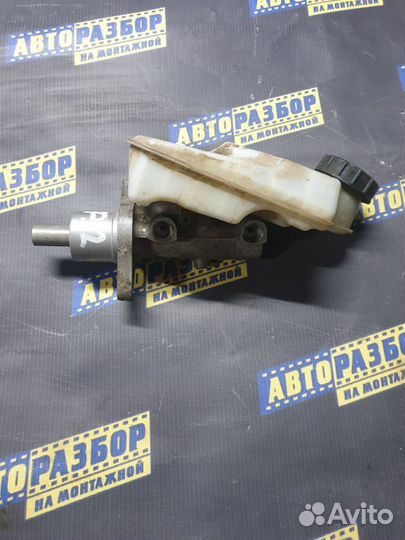 Главный тормозной цилиндр Ford Focus 2