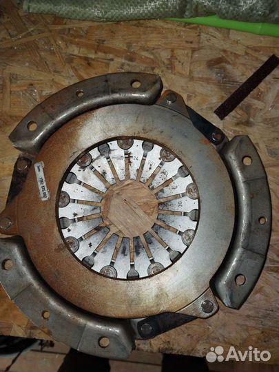 Продам комплект сцепления