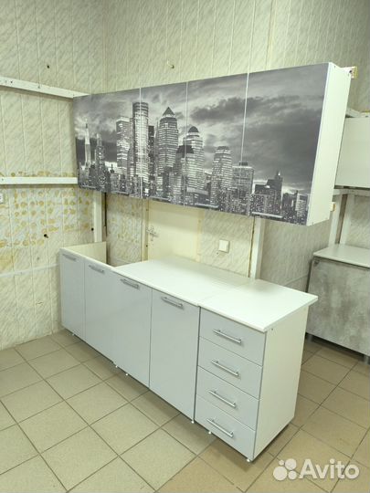 Кухонный гарнитур 