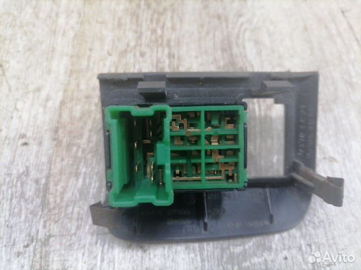 Блок управления зеркалами Nissan Maxima A33 VQ20DE