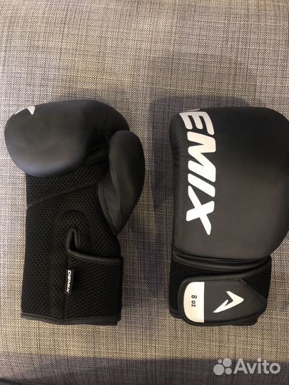 Боксерские перчатки