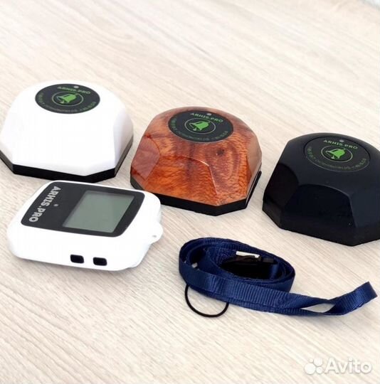 Кнопка вызова персонала и часы пейджер Поясной