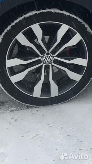 Pirelli Winter Sottozero 3 255/45 R19 104V