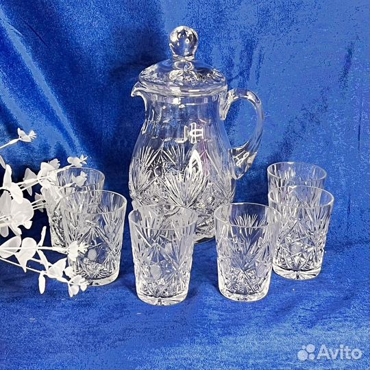 Хрустальный кувшин