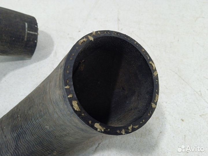 Патрубок системы охлаждения