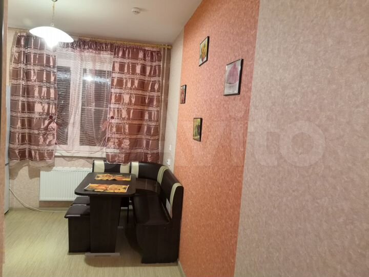 2-к. квартира, 60 м², 8/10 эт.