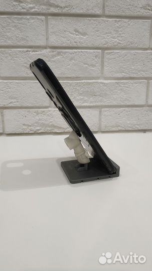 Миньон. Подставка для телефона, планшета