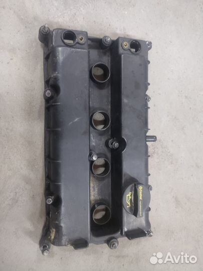 Клапанная крышка Форд Фокус 1,6