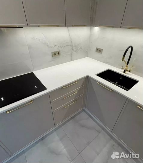 Кухня новая