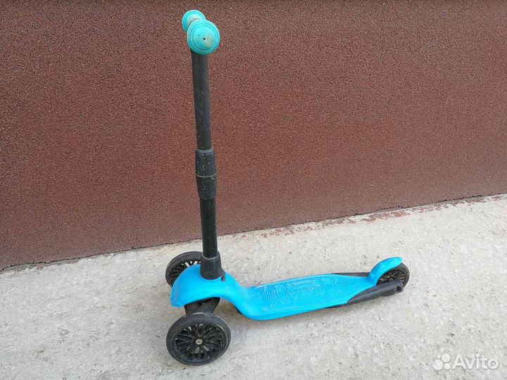 Самокат детский для детей 2-4 лет