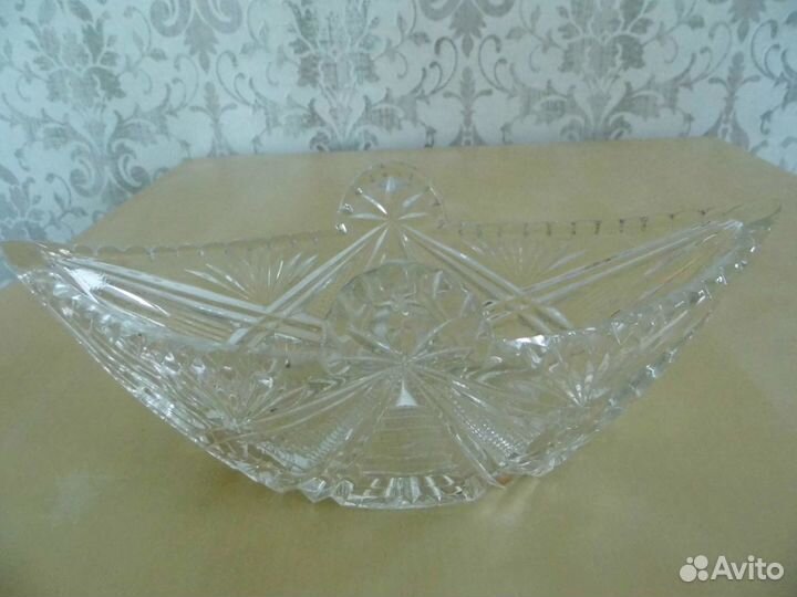 Вазы хрустальные