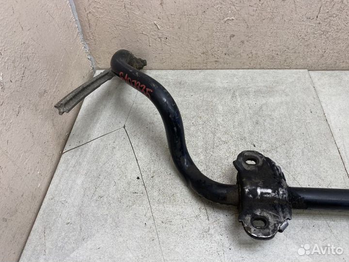 Стабилизатор передний A2123260665