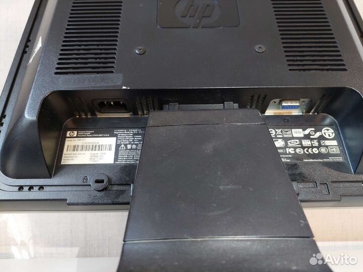 Монитор HP 17