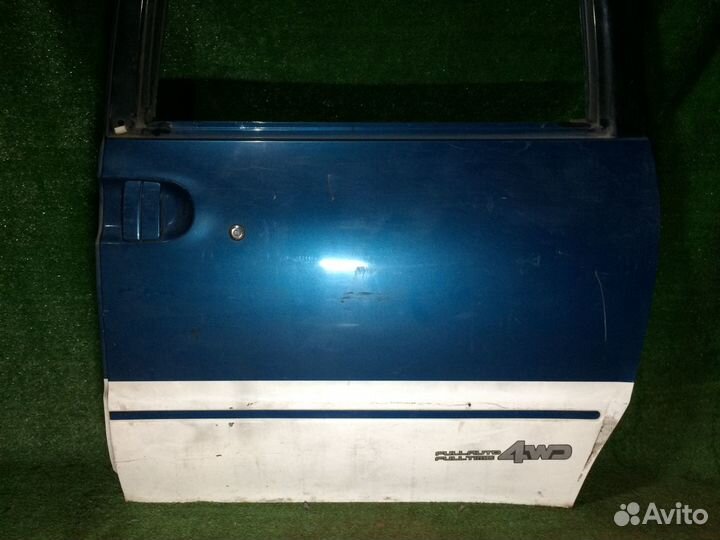 Дверь задняя левая nissan Serena C23 Синяя вмятинк