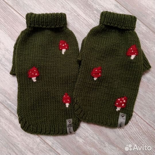 Кофточка для маленькой собачки